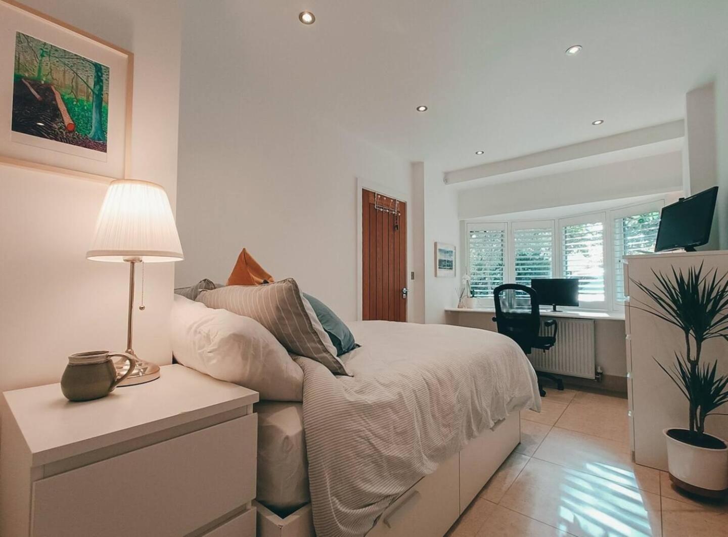 The Sandy Studio Flat In Petersham Strawberry Hill Екстер'єр фото